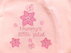 Detail kojeneckých dupaček pro dívky