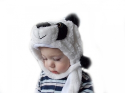 Zimní, kojenecká čepička se zvířecím motivem - panda